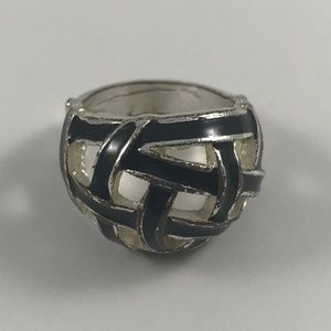 Vintage Jewelry - Vintage Silver Tone Ring, Size 6.5 Vintage Jewelry - Vintage Silver Tone Ring, Size 6.5